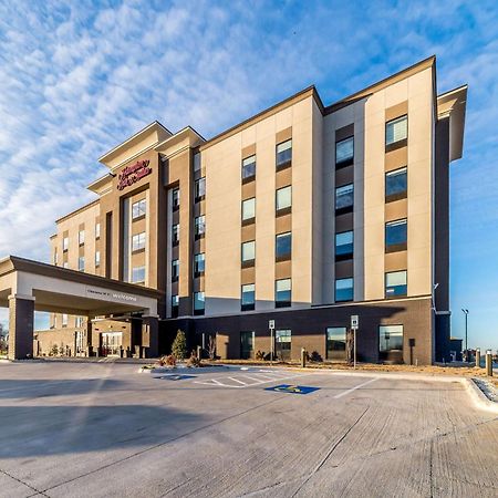 普赖尔汉普顿套房酒店 Pryor Creek 外观 照片
